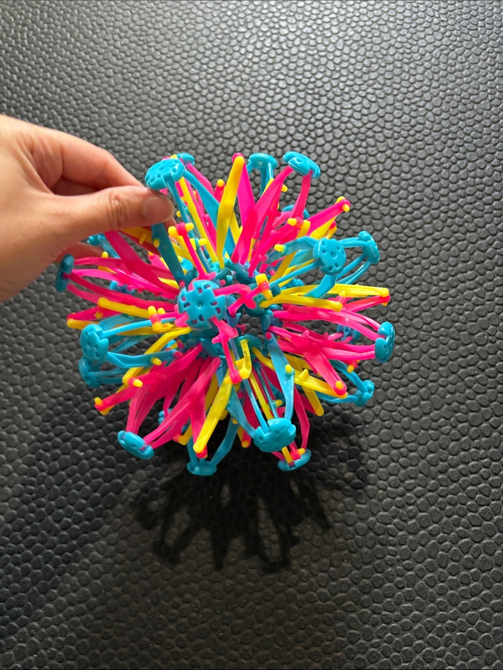 Kids Expandable Sensory Ball